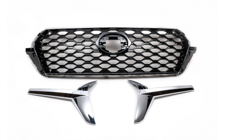 Решетка радиатора Toyota Land Cruiser 200