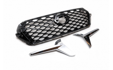 Решетка радиатора Toyota Land Cruiser 200