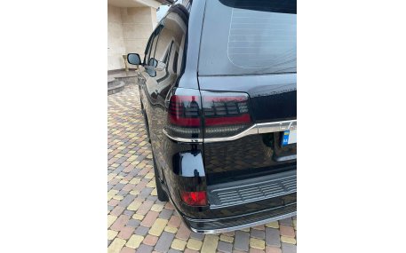 Фонари задние Toyota Land Cruiser 200