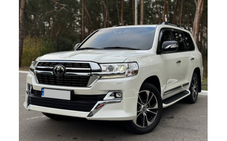 Накладки на бампера Toyota Land Cruiser 200