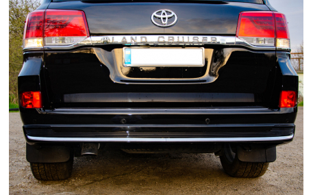 Накладки на бампера Toyota Land Cruiser 200