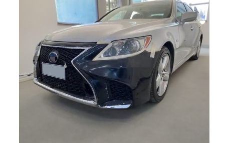 Бампер передний Lexus LS
