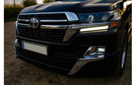 Комплект обвеса Toyota Land Cruiser 200
