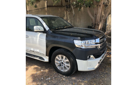 Комплект обвеса Toyota Land Cruiser 200