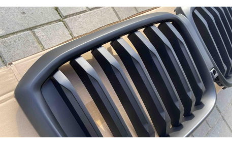 Решетка радиатора BMW X5 G05 2023-2025