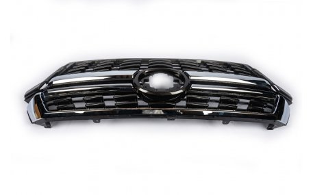Решетка радиатора Toyota Land Cruiser 200