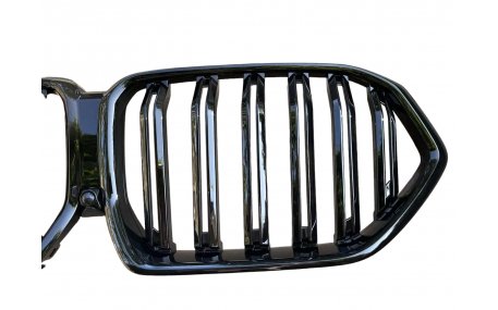 Решетка радиатора BMW X6 G06 2020-2023