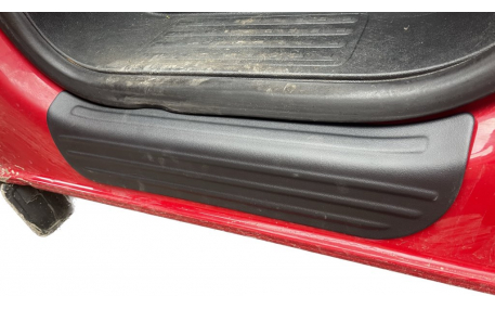 Накладки на пороги Volkswagen T6