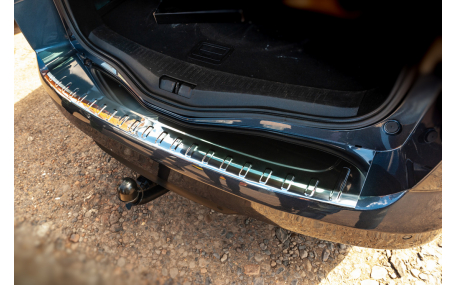 Накладка на задний бампер Renault Megane