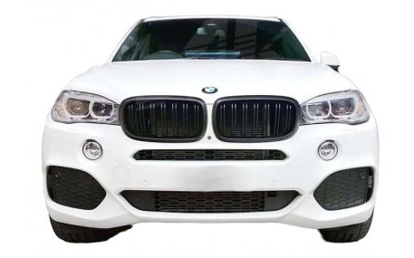 Решетка радиатора BMW X5 (F15)