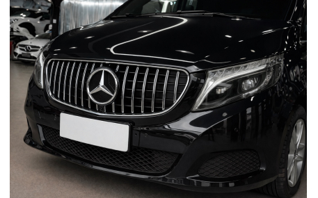 Решетка радиатора Mercedes V-class 2019-2023