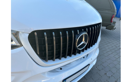 Решетка радиатора Mercedes Sprinter W907