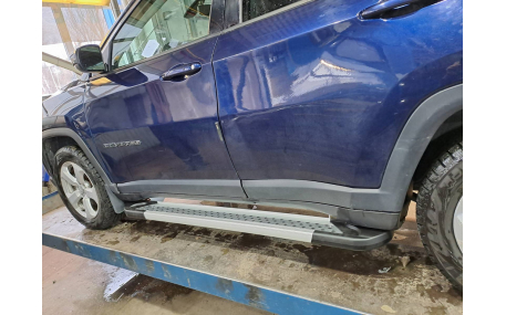 Подножки Jeep Compass