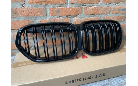 Решетка радиатора BMW X1 F48 2019-2021