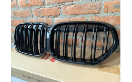 Решетка радиатора BMW X1 F48 2019-2021