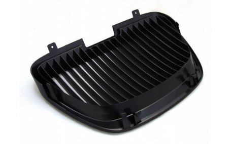 Решетка радиатора Seat 2005-2009