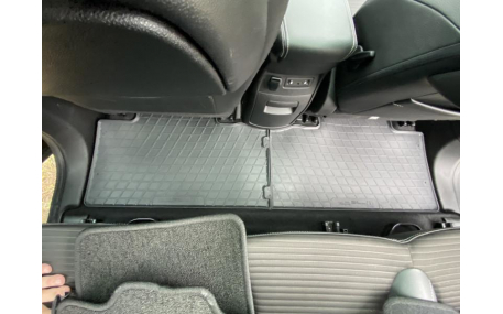 Коврики в салон Renault Scenic