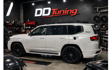 Накладки на бампера Toyota Land Cruiser 300