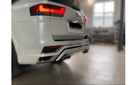 Накладки на бампера Toyota Land Cruiser 300