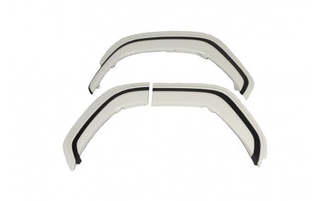 Накладки на бампера Toyota Land Cruiser 300