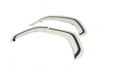 Накладки на бампера Toyota Land Cruiser 300