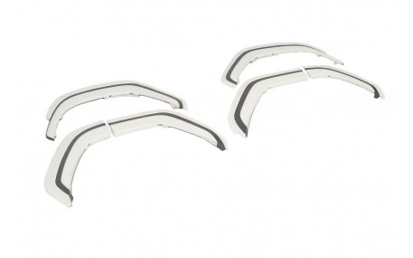 Накладки на бампера Toyota Land Cruiser 300