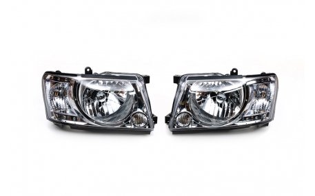 Фары передние Nissan Patrol Y61 2004-2008