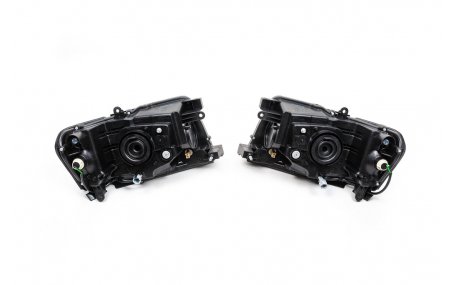 Фары передние Nissan Patrol Y61 2004-2008