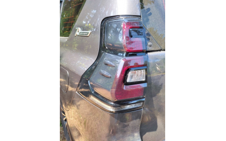Фонари задние Toyota Land Cruiser Prado 150 2017-2023