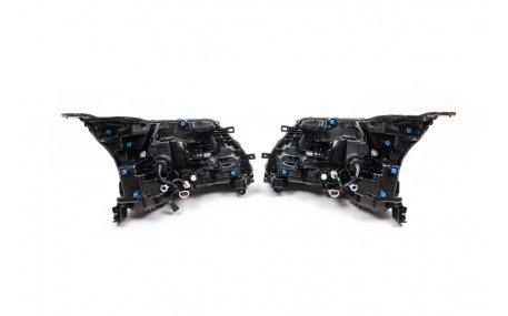 Фары передние Nissan Patrol Y62