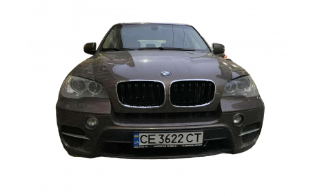 Решетка радиатора BMW X5 (E70)