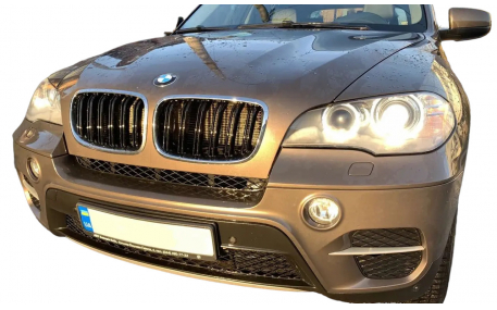 Решетка радиатора BMW X5 (E70)