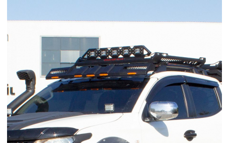 Козырек Toyota Hilux