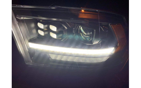 Фары передние Dodge Ram