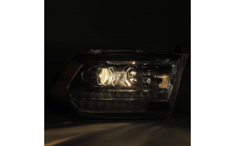 Фары передние Dodge Ram