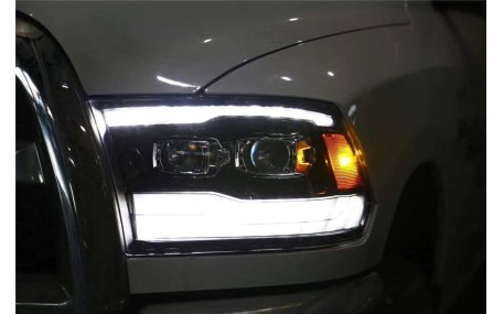 Фары передние Dodge Ram