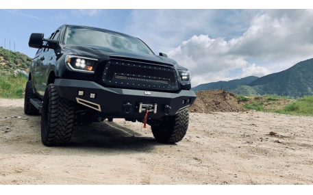 Фары передние Toyota Tundra 2007-2013