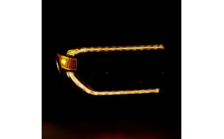 Фары передние Toyota Tundra 2007-2013