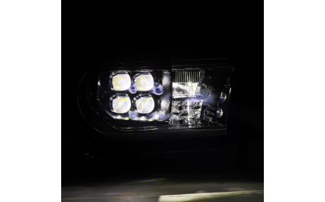 Фары передние Toyota Tundra 2007-2013