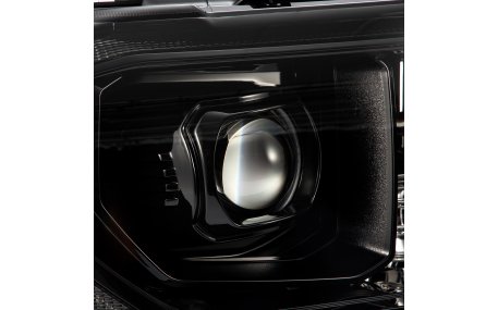 Фары передние Toyota Tundra 2007-2013