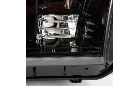 Фары передние Toyota Tundra 2007-2013