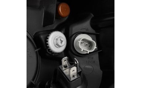 Фары передние Toyota Tundra 2014-2021