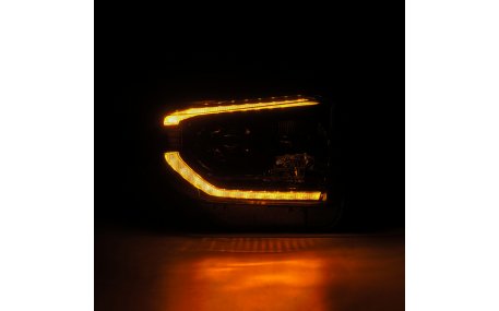 Фары передние Toyota Tundra 2014-2021