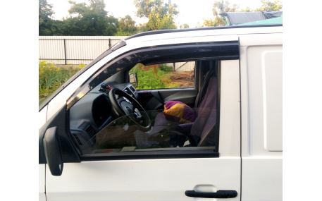 Дефлекторы окон Mercedes Vito W638