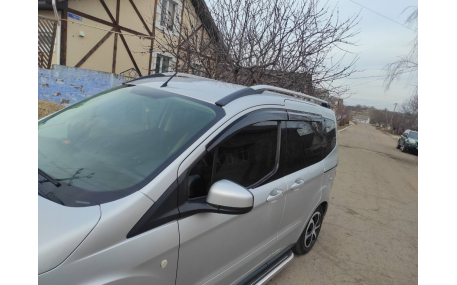 Дефлекторы окон Ford Courier