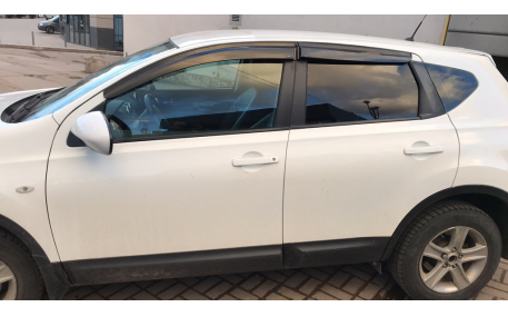 Дефлекторы окон Nissan Qashqai J10