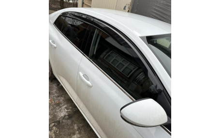 Дефлекторы окон Renault Megane