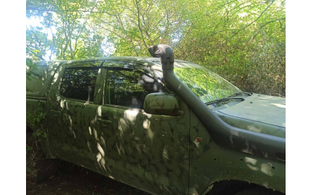 Дефлекторы окон Toyota Hilux