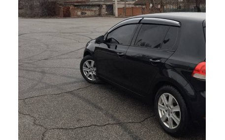 Дефлекторы окон Volkswagen Golf 5