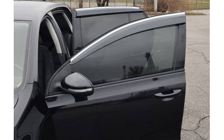 Дефлекторы окон Volkswagen Golf 5